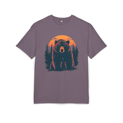 Wild Spirit Bear Oversize T-Shirt – Natur & Adventure Design mit Sonnenuntergang