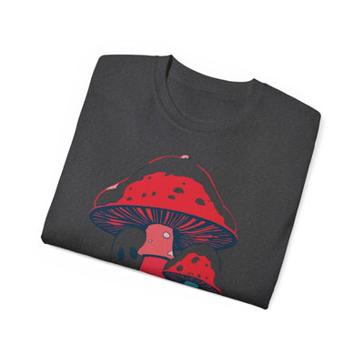 Winter Pilzgeister  Minimalistisches Geister-Pilz-Shirt für Halloween & Weihnachten