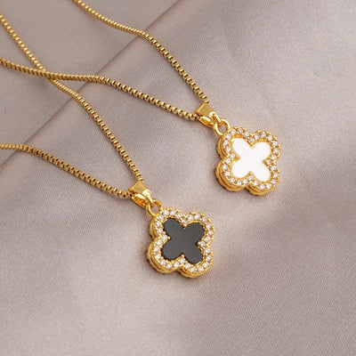 The fashionable and chic chic necklace is a light luxury and niche Instagram trendsetter