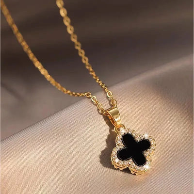 The fashionable and chic chic necklace is a light luxury and niche Instagram trendsetter