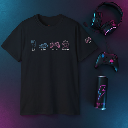 Gaming T-Shirt Flatlay mit Controller und Headset